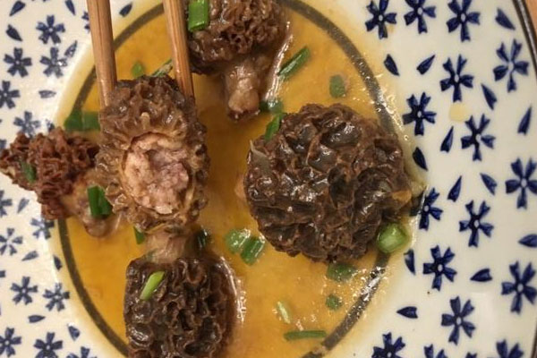 羊肚菌包豬肉泥怎么做 羊肚菌包豬肉泥怎么做