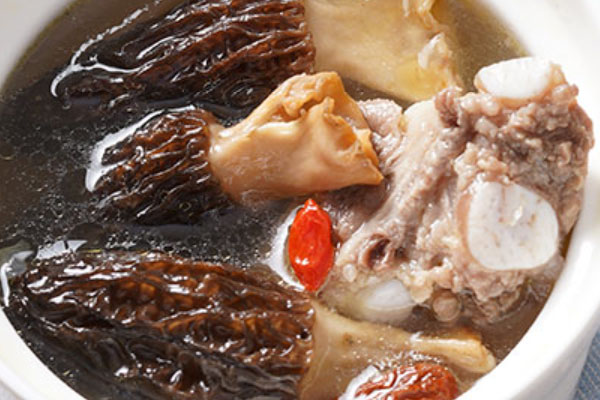 羊肚菌可以隔水燉嗎，羊肚菌可以用高壓鍋煮嗎