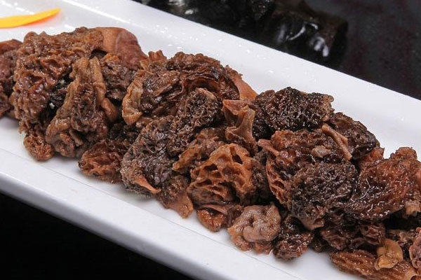 吃了羊肚菌胃里感覺惡心想吐