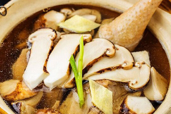 松茸熬湯最多放幾個，松茸與什么煲湯好