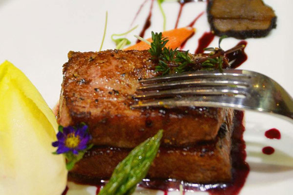 晚上可以吃松露牛排嗎 晚上可以吃松露牛排嗎