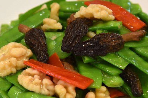 蠔油燜羊肚菌用熱水還是冷水焯水 蠔油燜羊肚菌用熱水還是冷水焯水