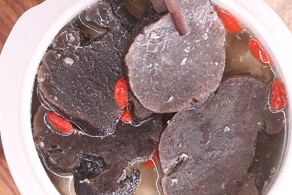 黑松露雞湯什么時候放好 黑松露雞湯什么時候放好