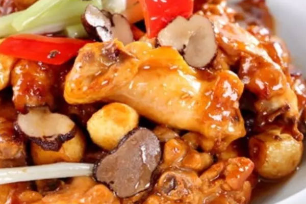 黑松露燉雞用砂鍋好嗎 黑松露燉雞用砂鍋好嗎