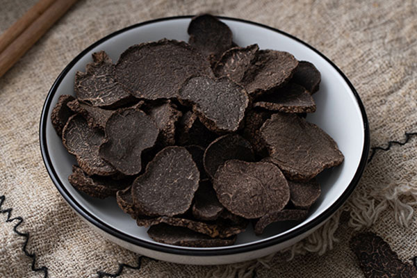 黑松露墨汁燴白肉什菌的食用禁忌 黑松露墨汁燴白肉什菌的食用禁忌