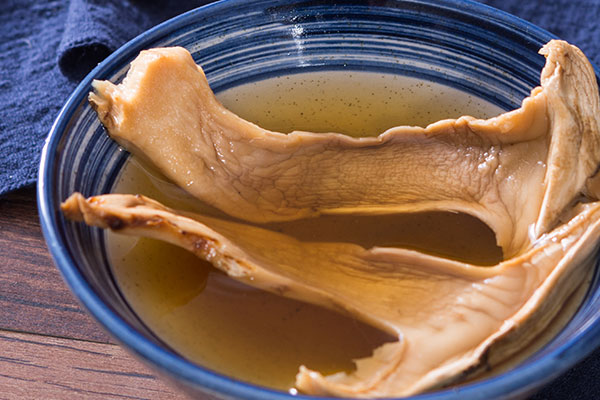 松茸番茄燒鮑魚的食用禁忌 松茸番茄燒鮑魚的食用禁忌