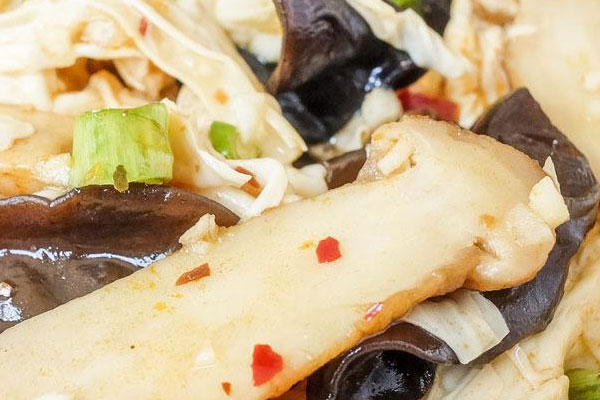 松茸炒腐竹怎么做好吃，需要焯水嗎