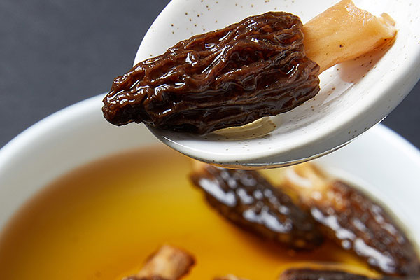 月經(jīng)推遲是因?yàn)槌粤搜蚨蔷鷨? src=