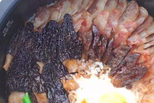 羊肚菌臘味飯要放味精嗎