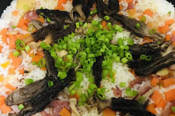 羊肚菌臘味飯的做法竅門