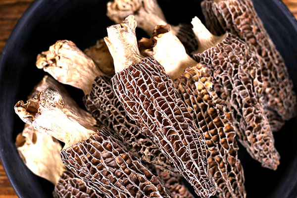 羊肚菌紅燒鮑魚的功效作用與營養(yǎng)價值 羊肚菌紅燒鮑魚的功效作用與營養(yǎng)價值