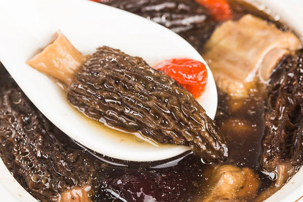 羊肚菌吃了會(huì)上火嗎 羊肚菌吃了會(huì)上火嗎