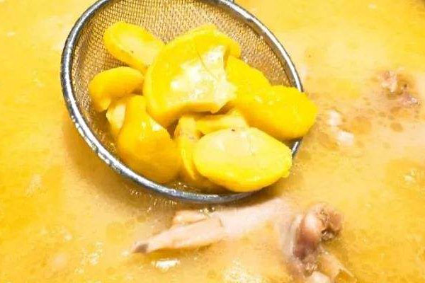 羊肚菌板栗燉雞懷孕可以吃嗎 羊肚菌板栗燉雞懷孕可以吃嗎