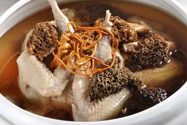 隔水蒸羊肚菌燉雞能調(diào)脾胃嗎 隔水蒸羊肚菌燉雞能調(diào)脾胃嗎