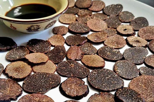 云南松露能生吃嗎 云南松露能生吃嗎