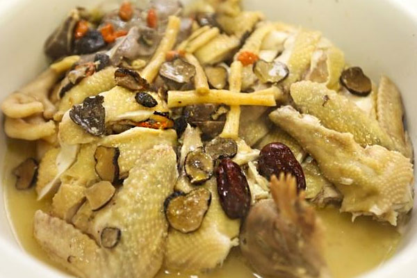 松露燉雞一次放多少比較好 松露燉雞一次放多少比較好