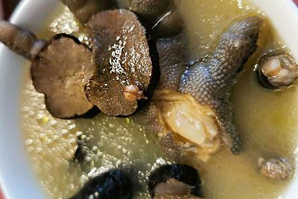 干松露燉雞湯的做法，松露燉湯需要多久