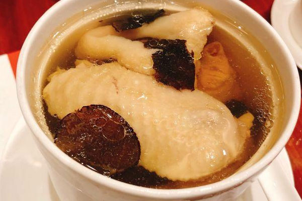 干松露燉雞一次放入多少松露 干松露燉雞一次放入多少松露