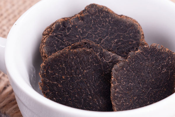 松露泡酒怎么看過期 松露泡酒怎么看過期