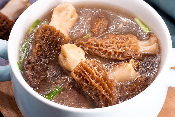 羊肚菌石斛太子參淮山湯的食用禁忌 羊肚菌石斛太子參淮山湯的食用禁忌