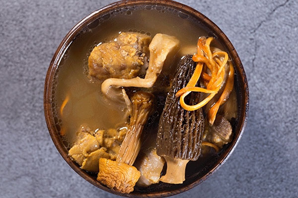 11個月寶寶可以吃羊肚菌湯嗎