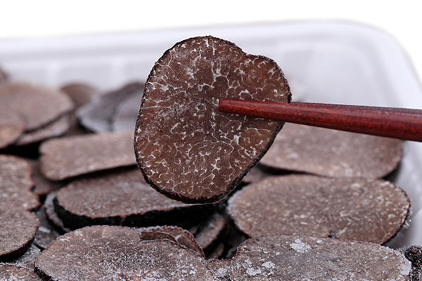 黑松露泡茶喝放多少合適 黑松露泡茶喝放多少合適