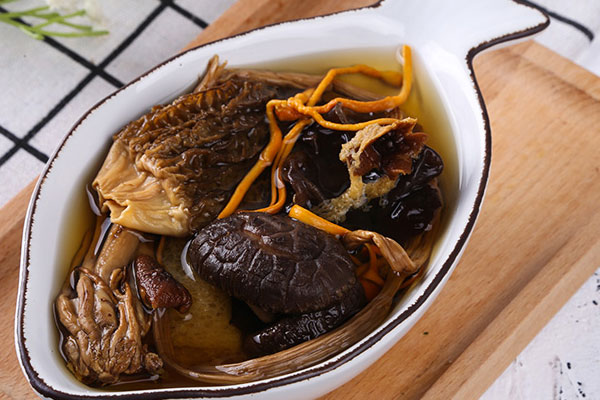 胃癌病人能吃羊肚菌嗎 胃癌病人能吃羊肚菌嗎