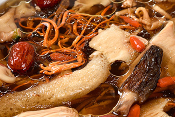 無花果羊肚菌燉湯的功效作用 無花果羊肚菌燉湯的功效作用