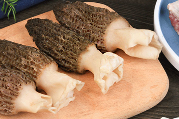 羊肚菌蔬菜炒面的功效作用與營養(yǎng)價(jià)值 羊肚菌蔬菜炒面的功效作用與營養(yǎng)價(jià)值