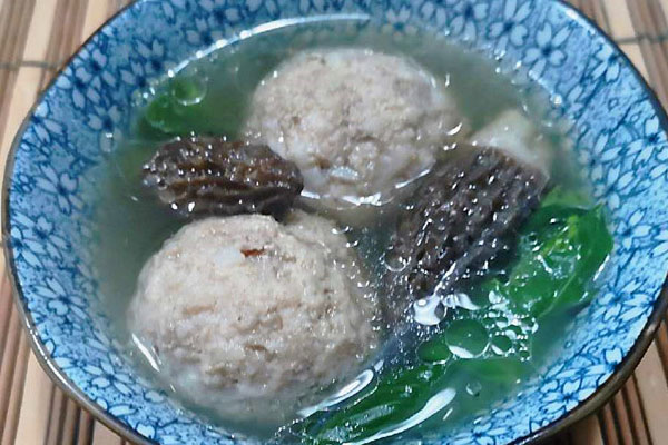 獅子頭羊肚菌湯的功效作用 獅子頭羊肚菌湯的功效作用