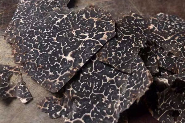 松露瘦肉青菜湯可以隔夜吃嗎 松露瘦肉青菜湯可以隔夜吃嗎