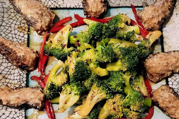 羊肚菌沒有煮熟可以吃嗎 羊肚菌沒有煮熟可以吃嗎