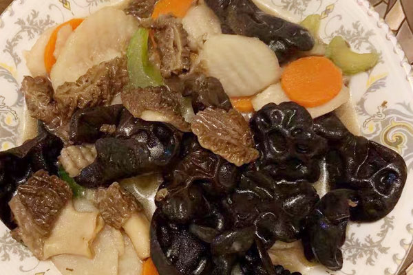 羊肚菌燉木耳的做法，能不能隔夜