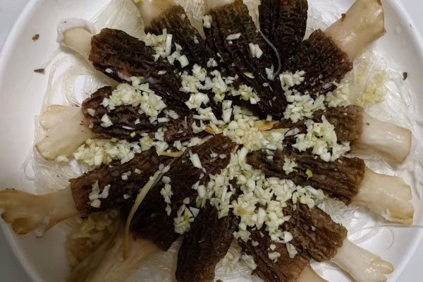 蒜蓉粉絲蒸羊肚菌用什么水蒸 蒜蓉粉絲蒸羊肚菌用什么水蒸