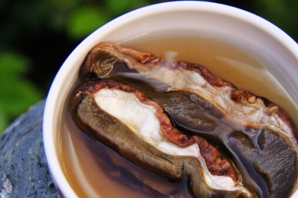 牛肝菌辣椒炒肉用五花肉嗎 牛肝菌辣椒炒肉用五花肉嗎