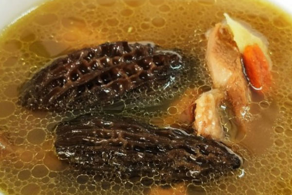 羊肚菌要泡多久的水才可以燉，羊肚菌有哪些種類