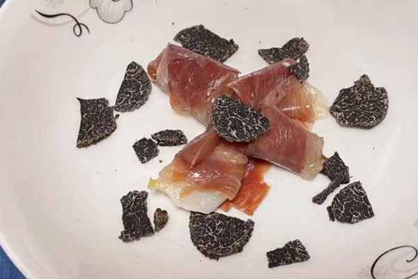 黑松露苦嗎，黑松露沒有紋路正常嗎