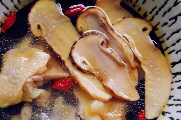 野生松茸是不是發(fā)物 野生松茸是不是發(fā)物