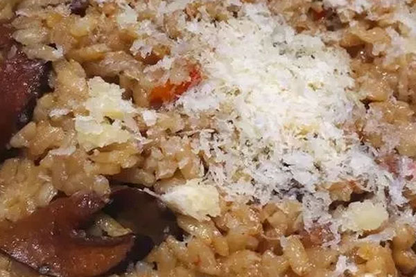 牛肝菌燴飯的做法，可以搭配什么肉類