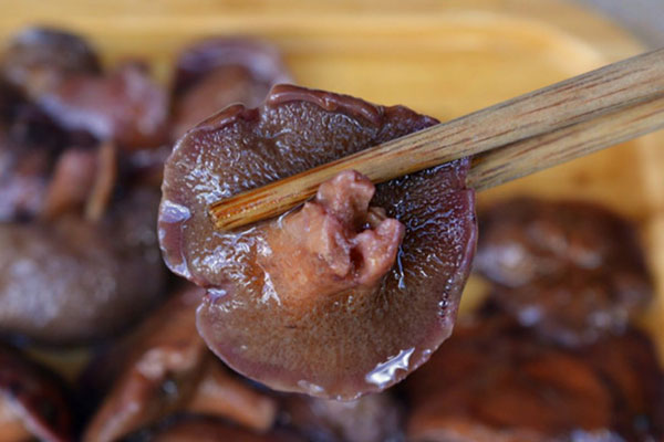 紅乳牛肝菌燉雞的做法，紅乳牛肝菌孕婦能吃嗎