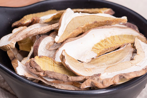 血脂高可以吃牛肝菌嗎 血脂高可以吃牛肝菌嗎