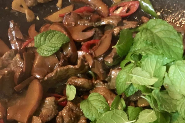 薄荷葉牛肝菌炒牛肉的做法竅門 薄荷葉牛肝菌炒牛肉的做法竅門