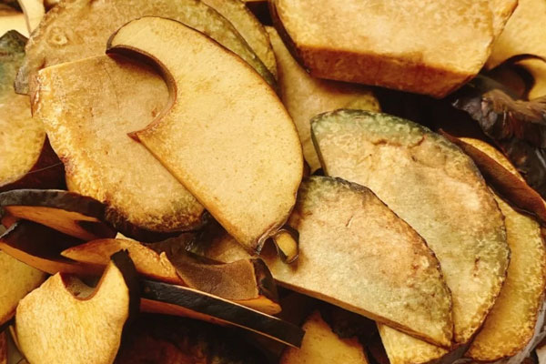 牛肝菌泡水會變綠色嗎