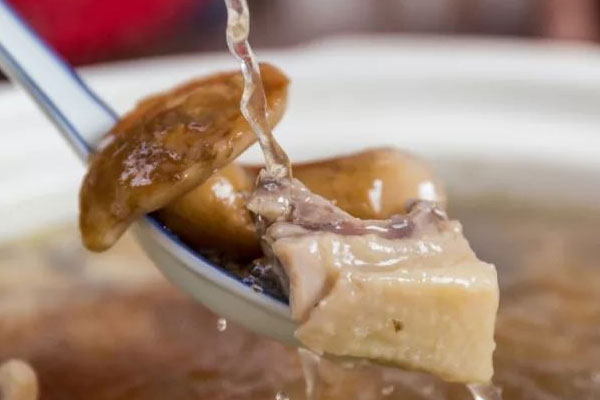 用牛肝菌煮湯會(huì)變黑嗎