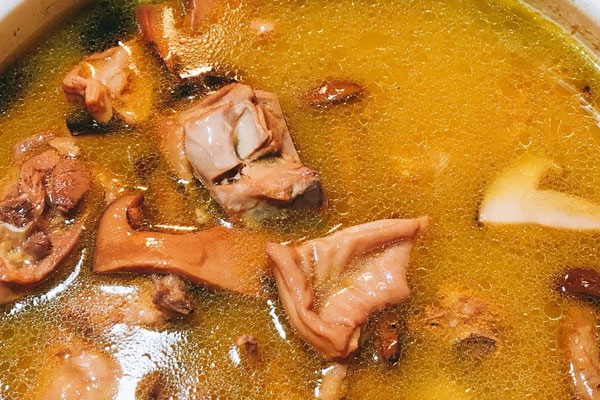 牛肝菌豬肚雞的做法，孕婦可以吃嗎