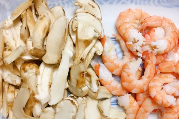 松茸鮮蝦粥的蝦頭需要去掉嗎 松茸鮮蝦粥的蝦頭需要去掉嗎