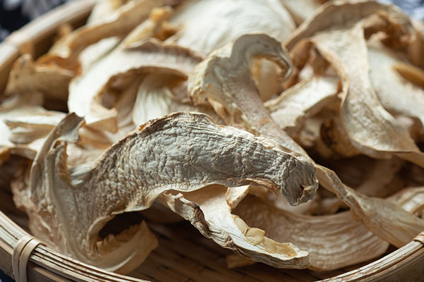 干松茸煮湯要泡發(fā)嗎 干松茸煮湯要泡發(fā)嗎