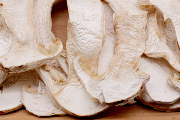 干松茸大的好還是小的好，松茸是大的貴還是小的貴