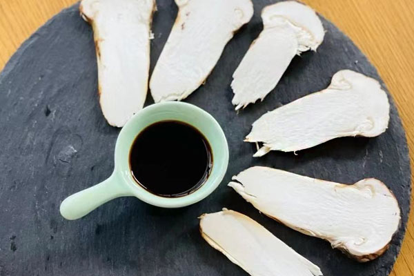 松茸切開變色還能吃嗎，松茸變紫色還能吃嗎