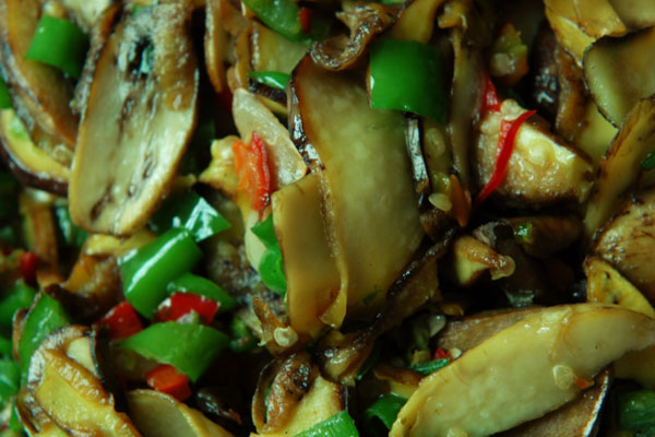 牛肝菌的家常做法和菜館的區(qū)別